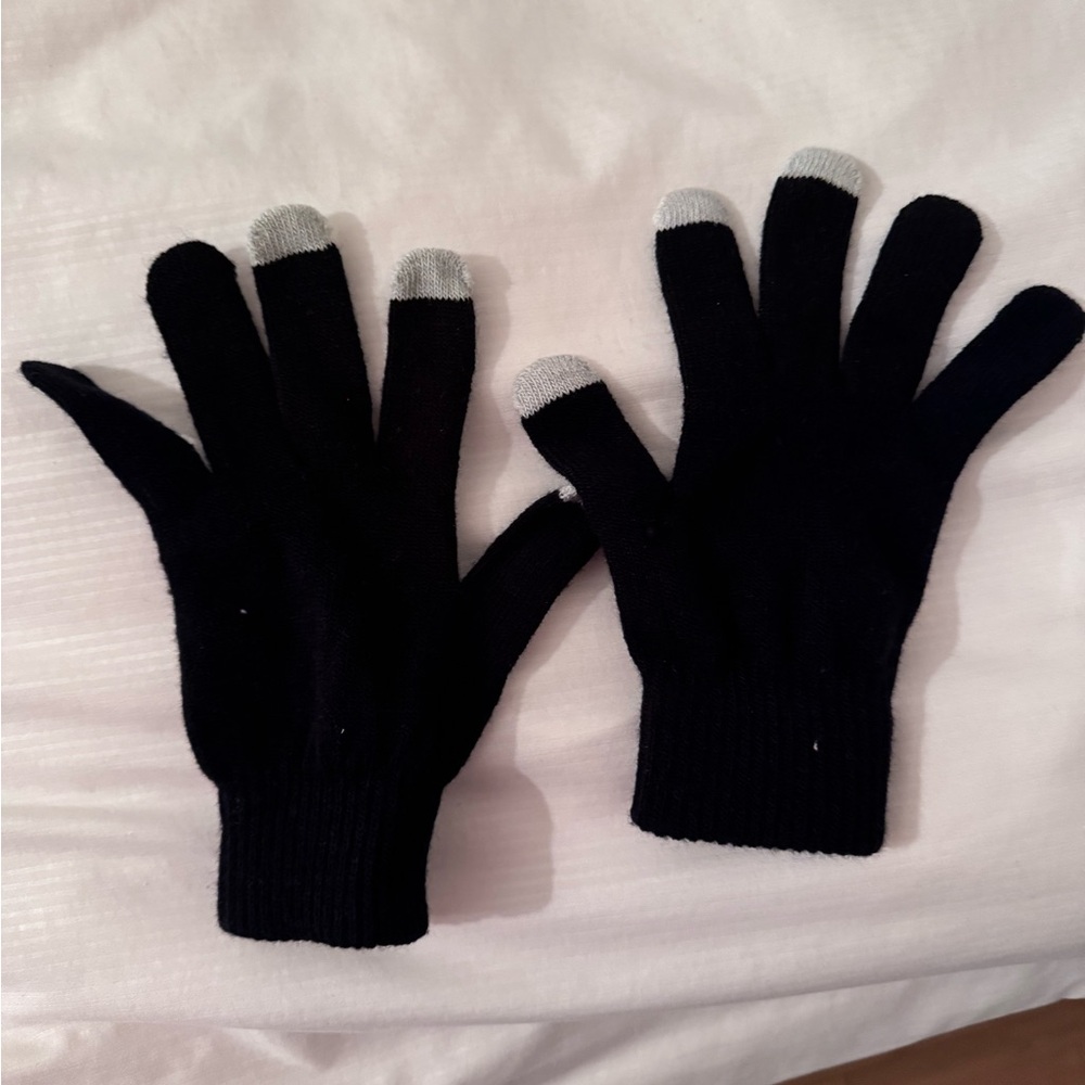 Black and Gray Touchscreen Gloves